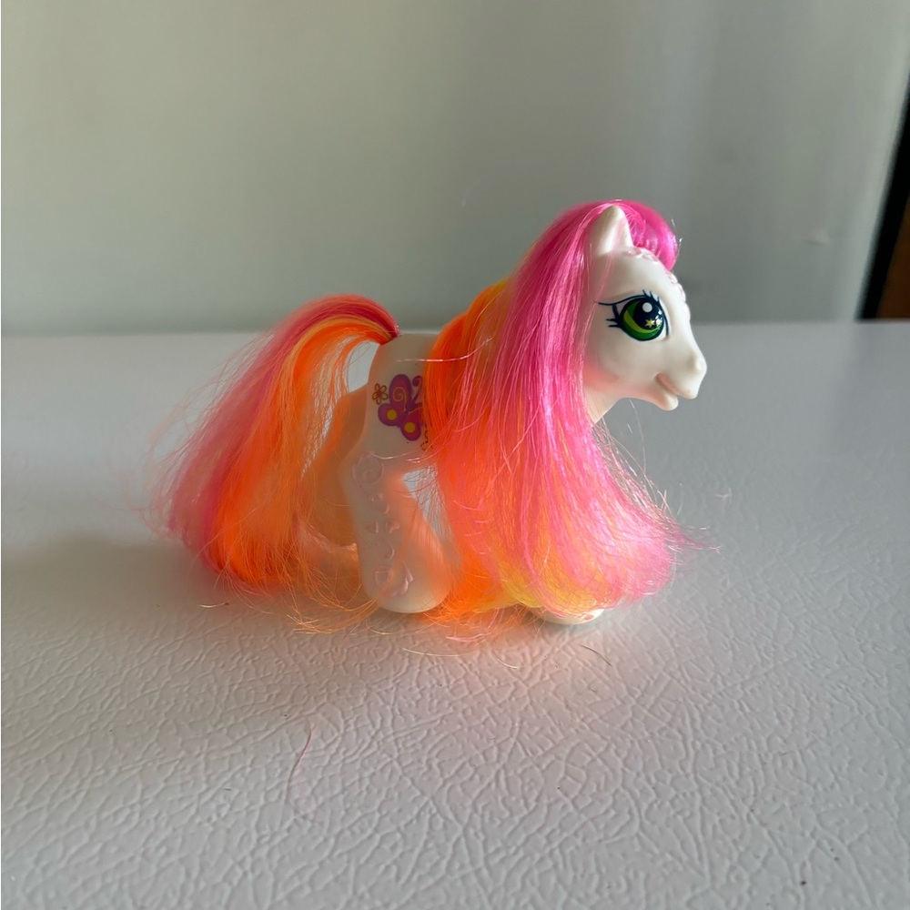 G3 My Little Pony: Baby Honolu-Loo! (2004)